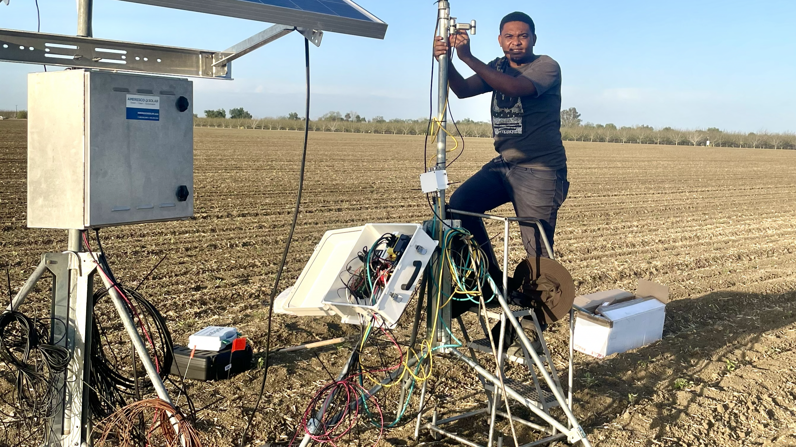 Eddy covariance flux tower